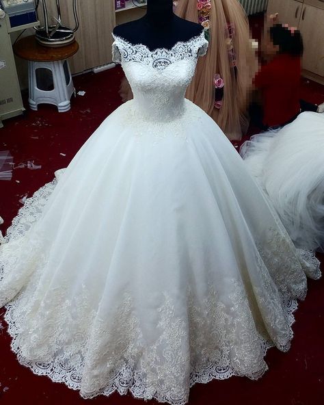 6 Modest Wedding Dresses For Your Special Day