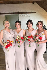 Vestido de dama de honor barato color champán, estilo sirena y cuello vuelto