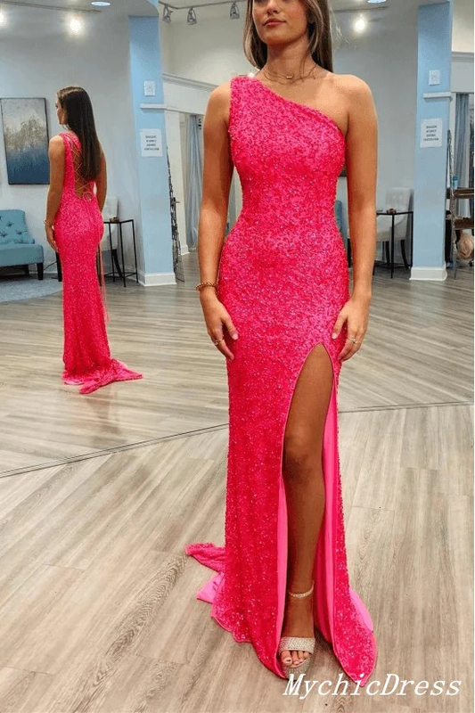 Popular Hot Pink Prom Dress Trends 2023 That Will Stand Out