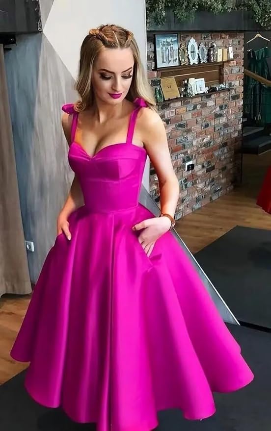 Vestido de fiesta rojo hasta la rodilla con corte en A y corsé de satén