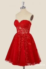 Una línea de vestidos de fiesta rojos Apliques de encaje Vestido corto de dama