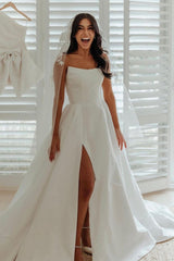 Vestidos de novia minimalistas de satén blanco baratos Línea A sin tirantes con abertura
