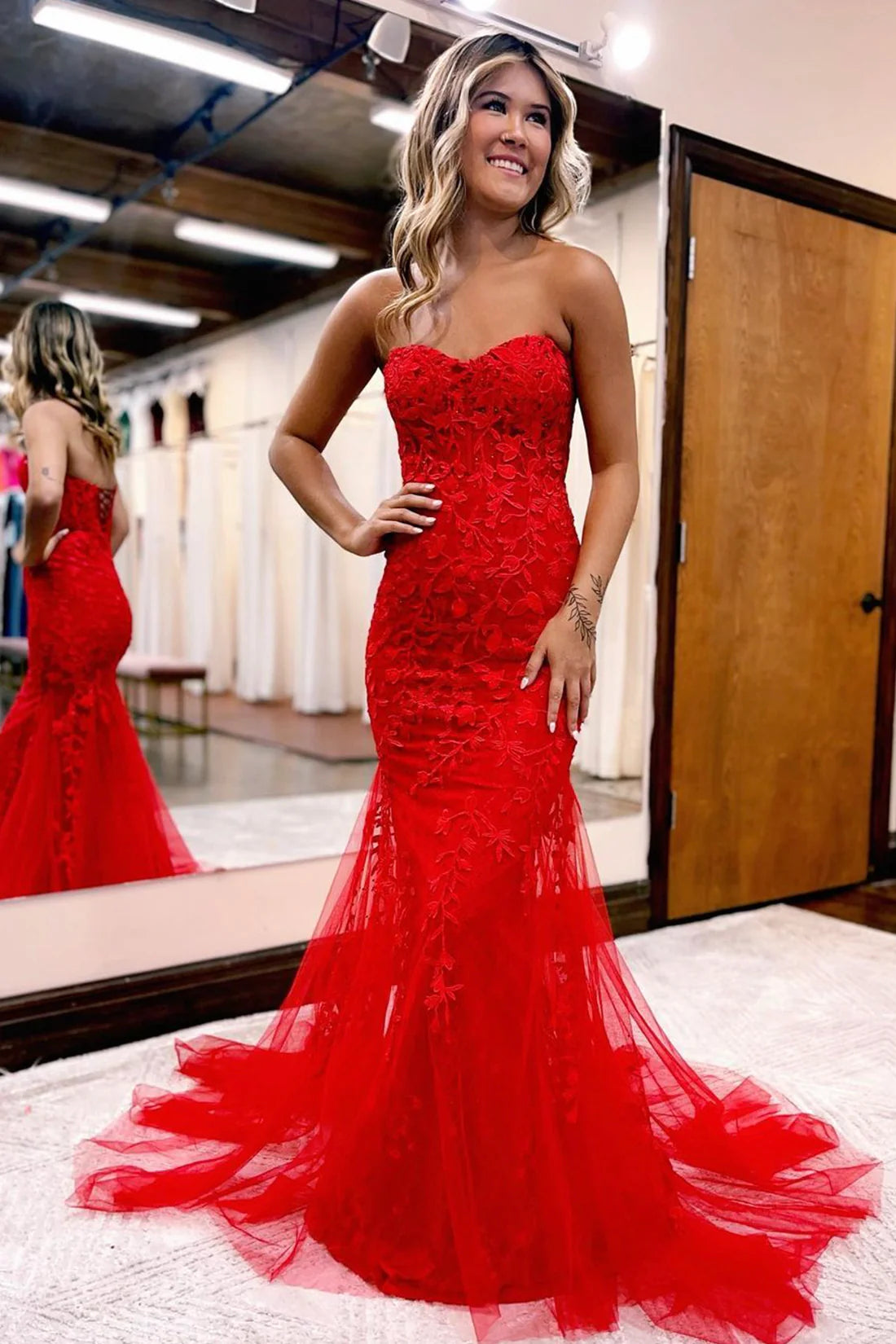 Corset red Prom Dresses Mermaid Lace Long Beaded Formal Dresses Strapless