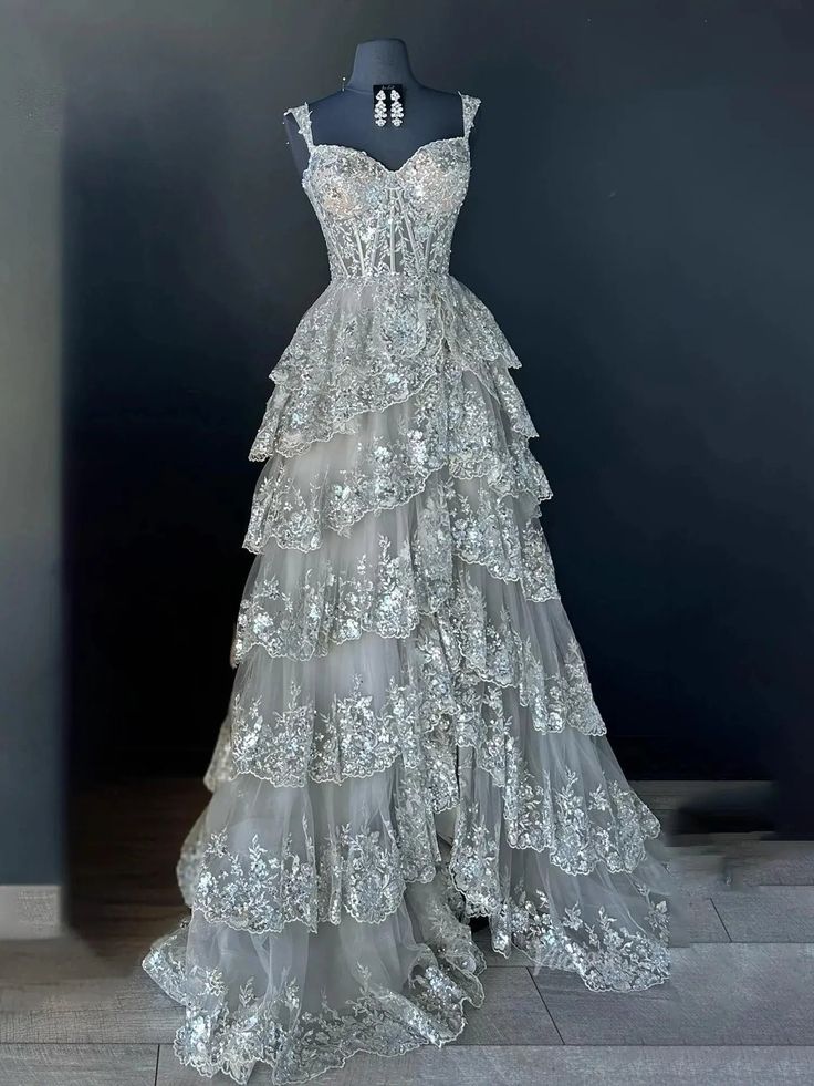 Vestidos de fiesta rojos personalizados con capas y hombros descubiertos, largos y formales