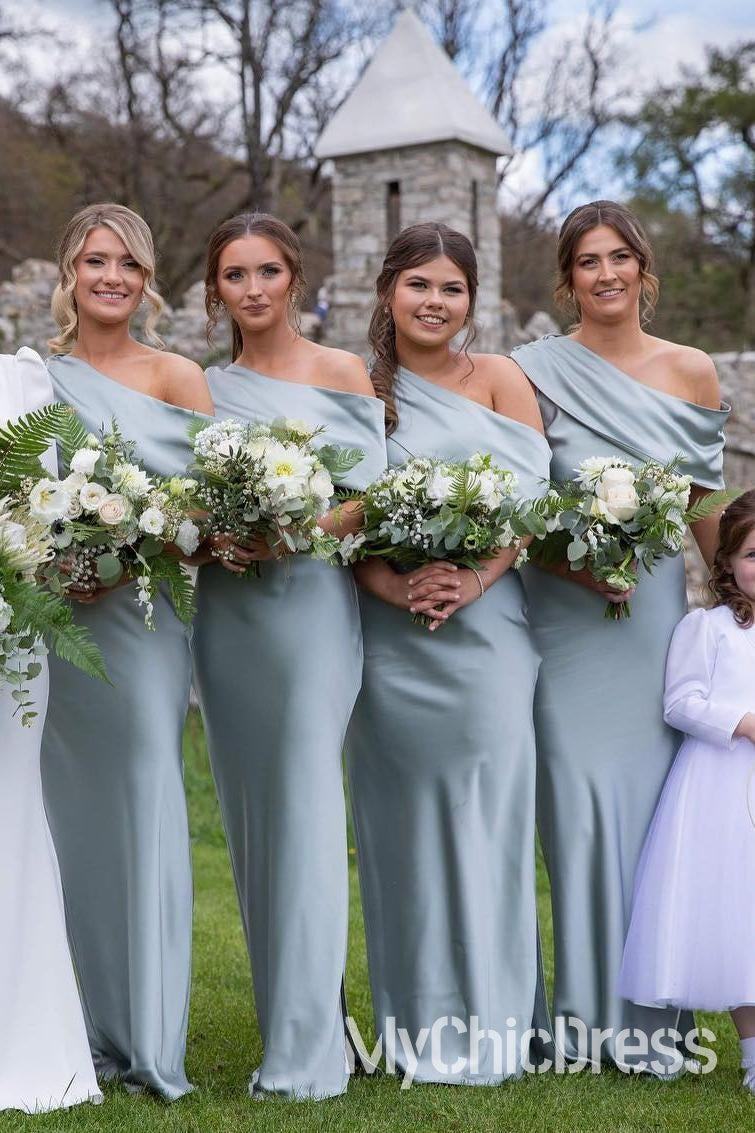 Elegante vestido de dama de honor rojo de un solo hombro con crepe ajustado