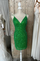Lentejuelas verdes 2024 Vestidos de fiesta con cuello en V y tirantes ajustados Mini vestido Hoco