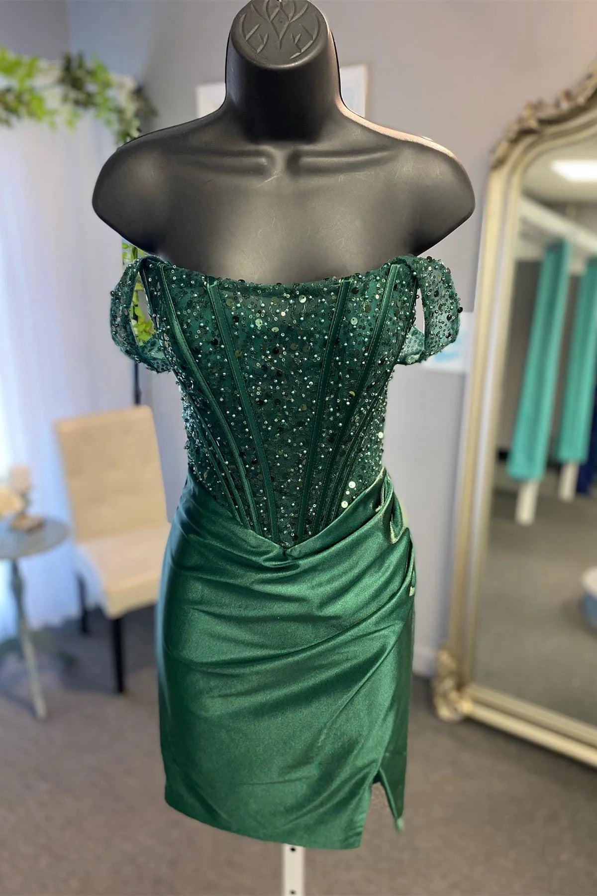 2025 Hot Emerald Green Corset Hoco Dresses Short Off Shoulder - MyChicDress