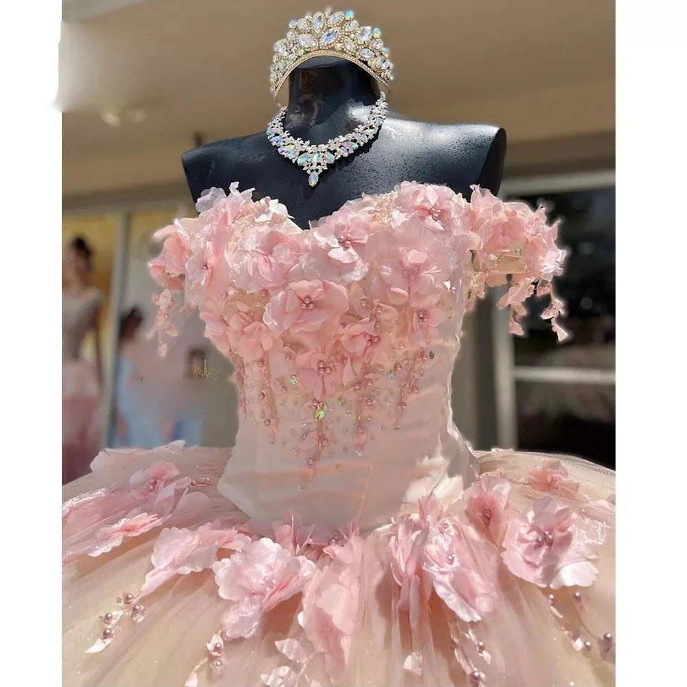 Nuevo vestido de quinceañera rosa de encaje 2025 con hombros descubiertos y flores 3D
