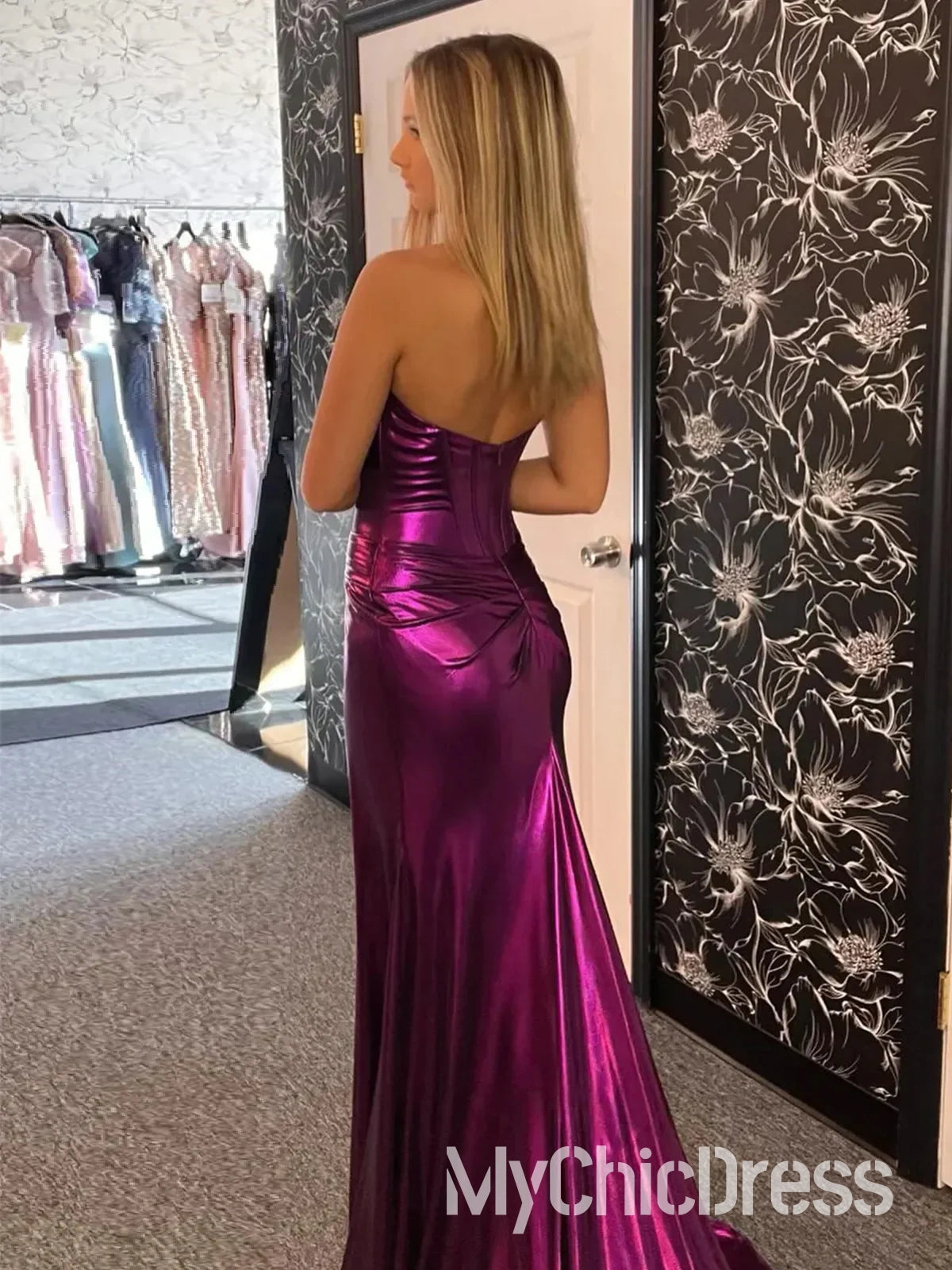 Nuevo vestido de fiesta metalizado azul real con escote en forma de corazón, sin tirantes y abertura lateral