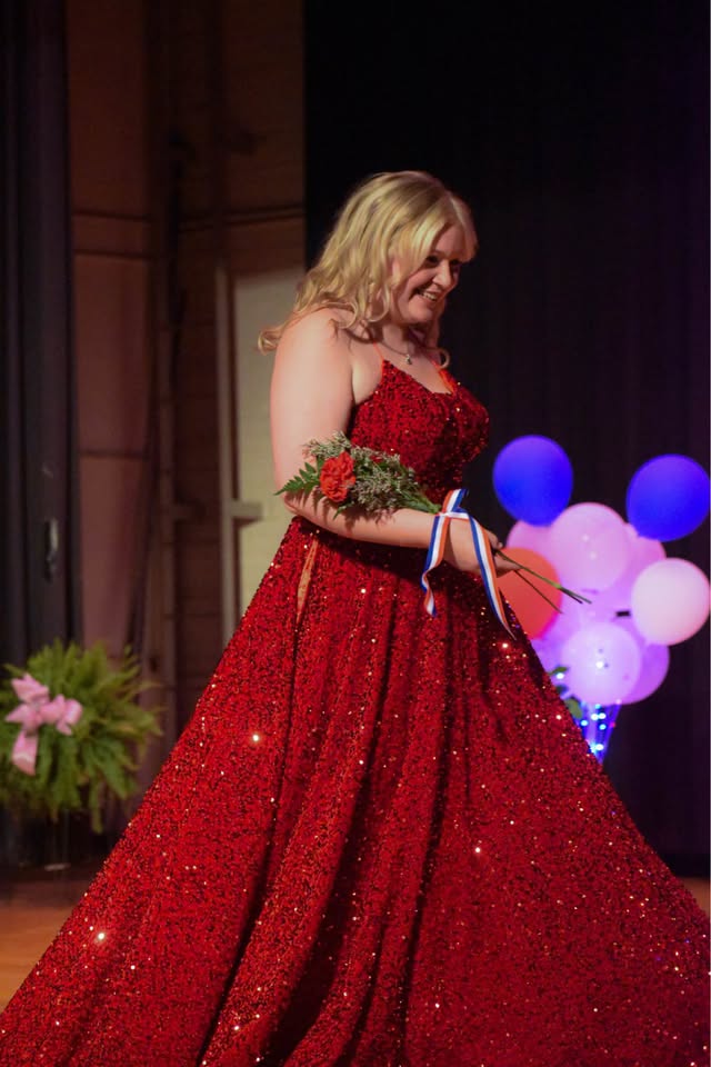 Plus Size Red Sequin Prom Dress A Line Spaghetti Straps