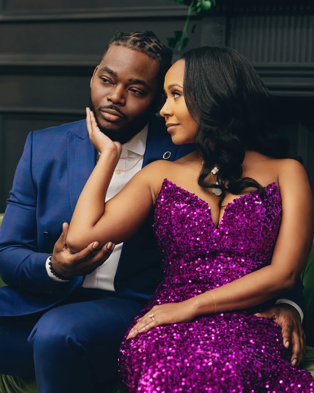 Vestidos de fiesta de lentejuelas morados sexy Vestido formal largo de sirena sin tirantes