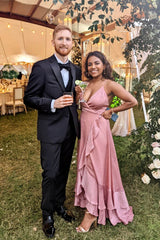 Vestido largo de verano de gasa sexy Vestido de invitados de boda con cuello en V rosa polvoriento Volantes