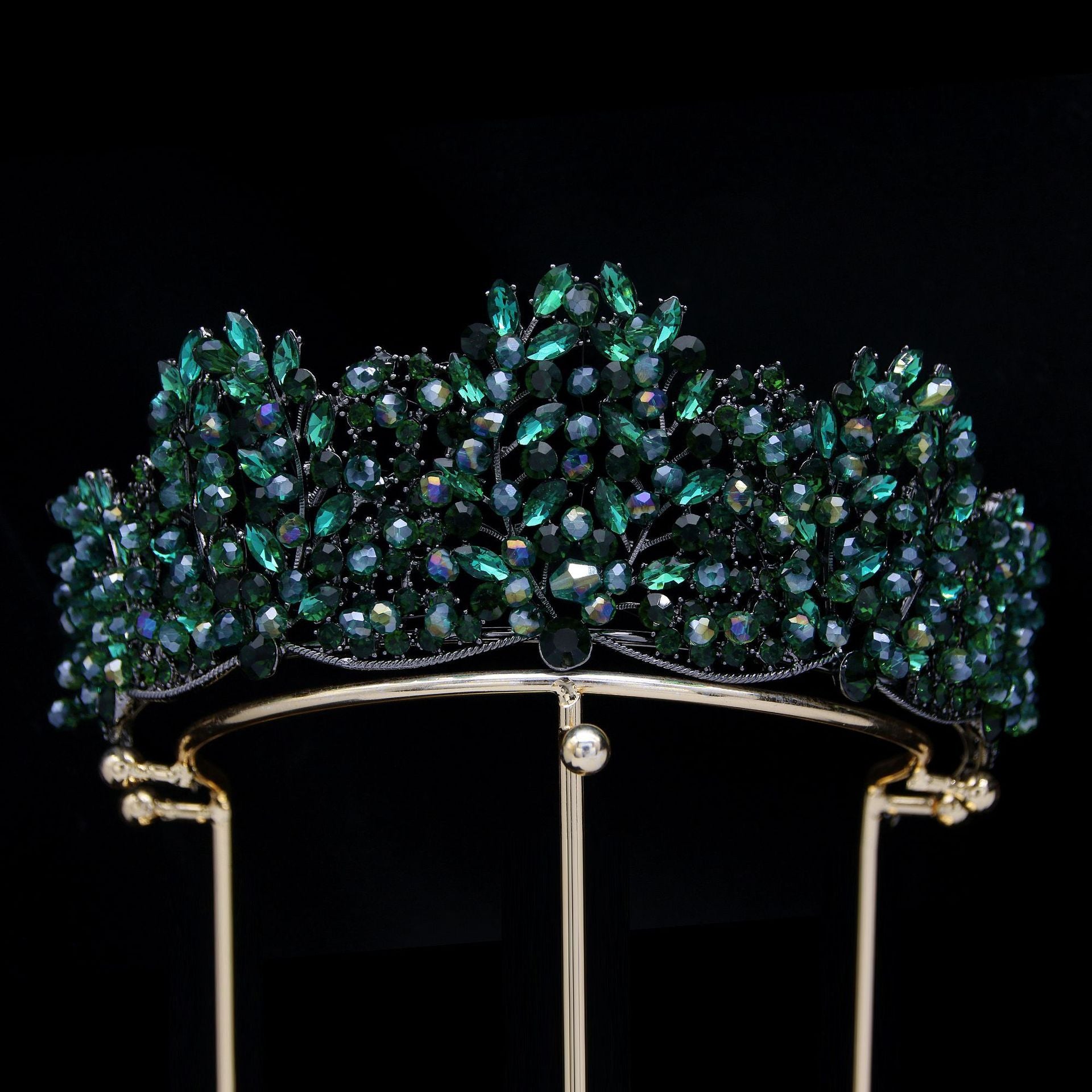 Shiny green Quinceanera Crown Luxurious Bridal Crown Baroque style