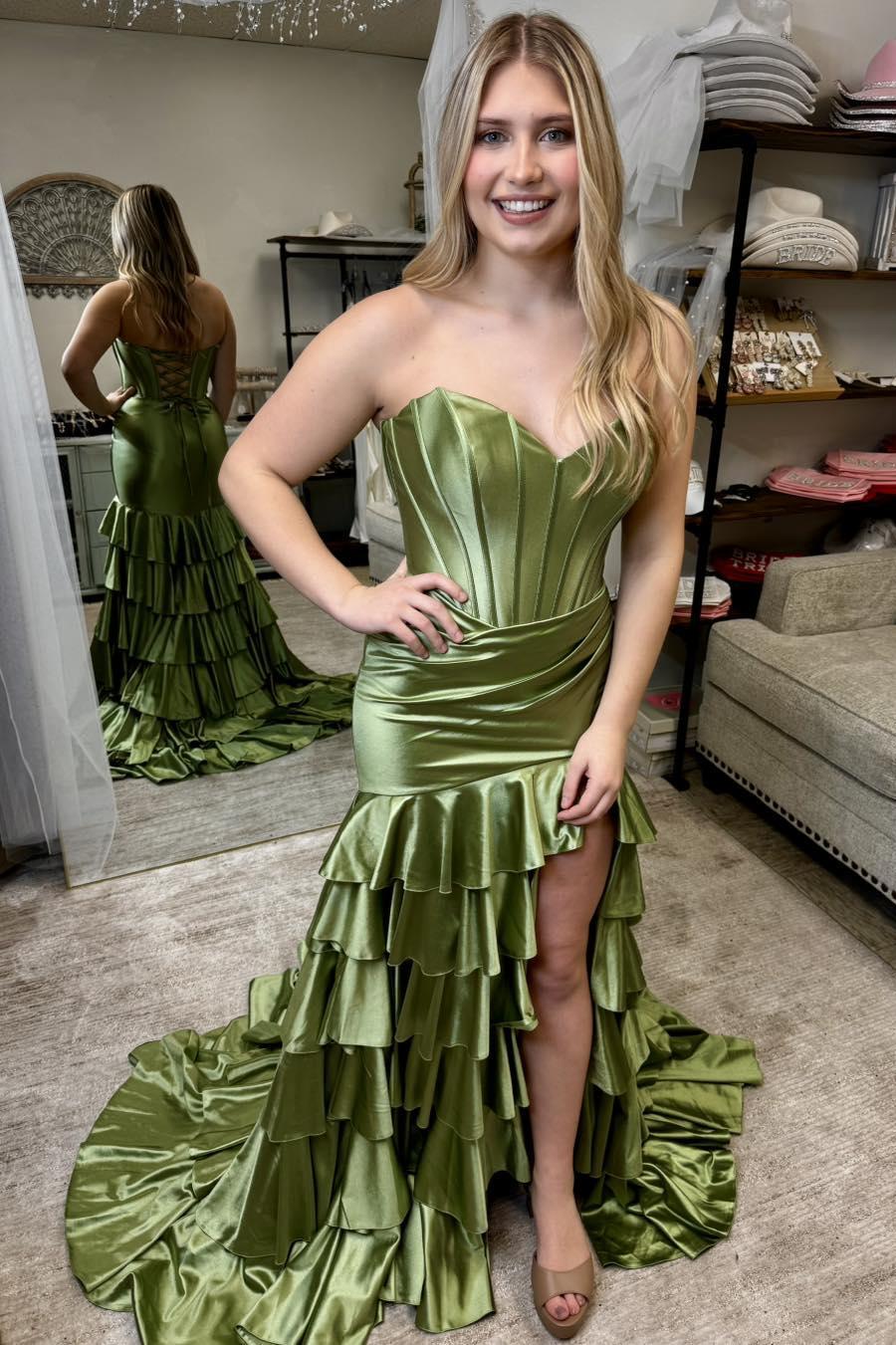 Vestido de fiesta de satén elástico en capas sin tirantes 2025, estilo sirena con abertura