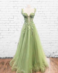 Vestidos de fiesta de tul verde salvia con corte en A y apliques de encaje