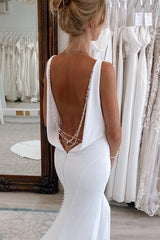 Vestidos de novia minimalistas con cuello en V de satén suave blanco Perlas Sirena Sin espalda