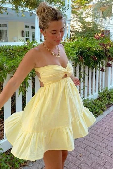 A-Line Yellow Strapless Short Homecoming Dress V-Neck
