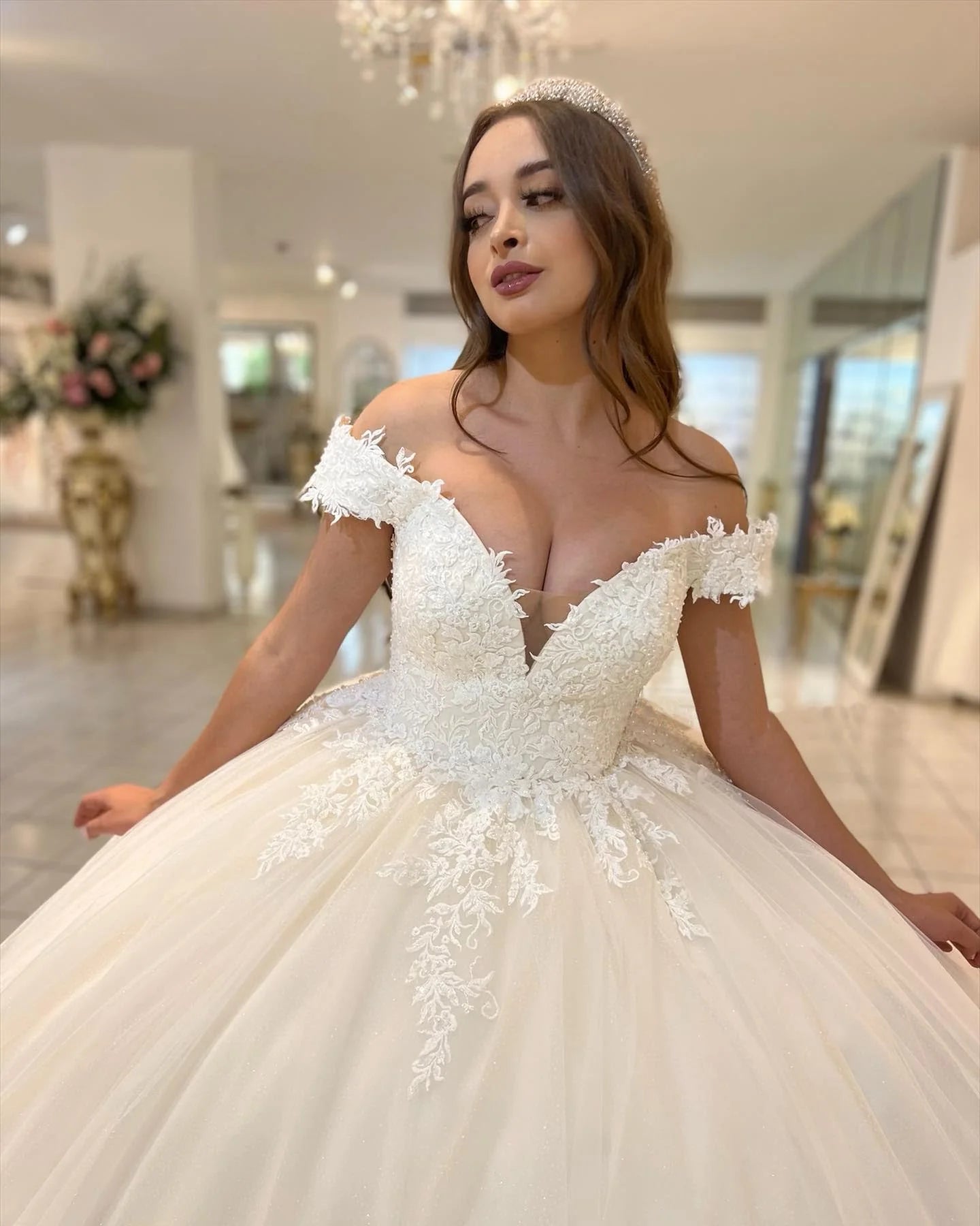Ball Gown Lace Wedding Dress Tulle V-Neck Bridal Gown Cap Sleeves Mychicdress