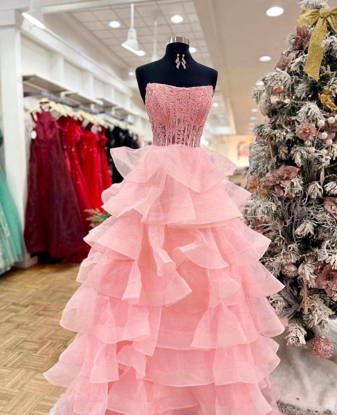 Ball Gown Tiered Pink Ruffles Prom Dresses Lace Tulle Beaded