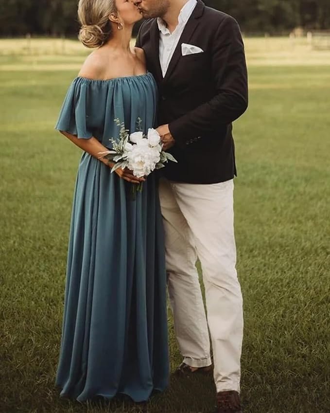 Vestidos de dama de honor bohemios de gasa burdeos con hombros descubiertos, largos y baratos