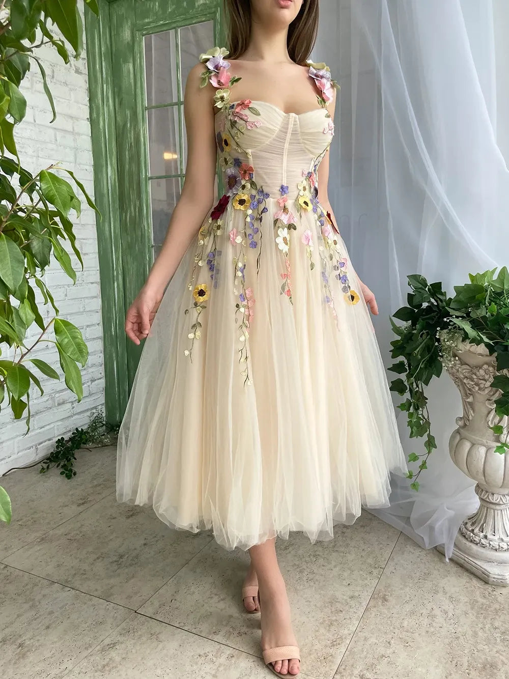 Vestido de fiesta floral hecho a medida, corte A, largo hasta el tobillo, con tul bordado