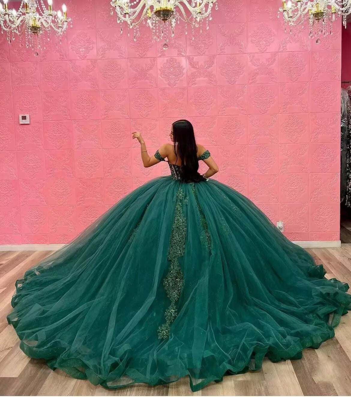 Discount Emerald Green Quinceanera Dresses wiht appliques Mychicdress