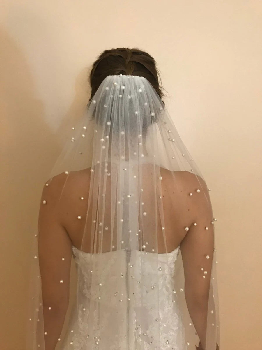 Elegant Long Tulle Wedding Veil with Pearls
