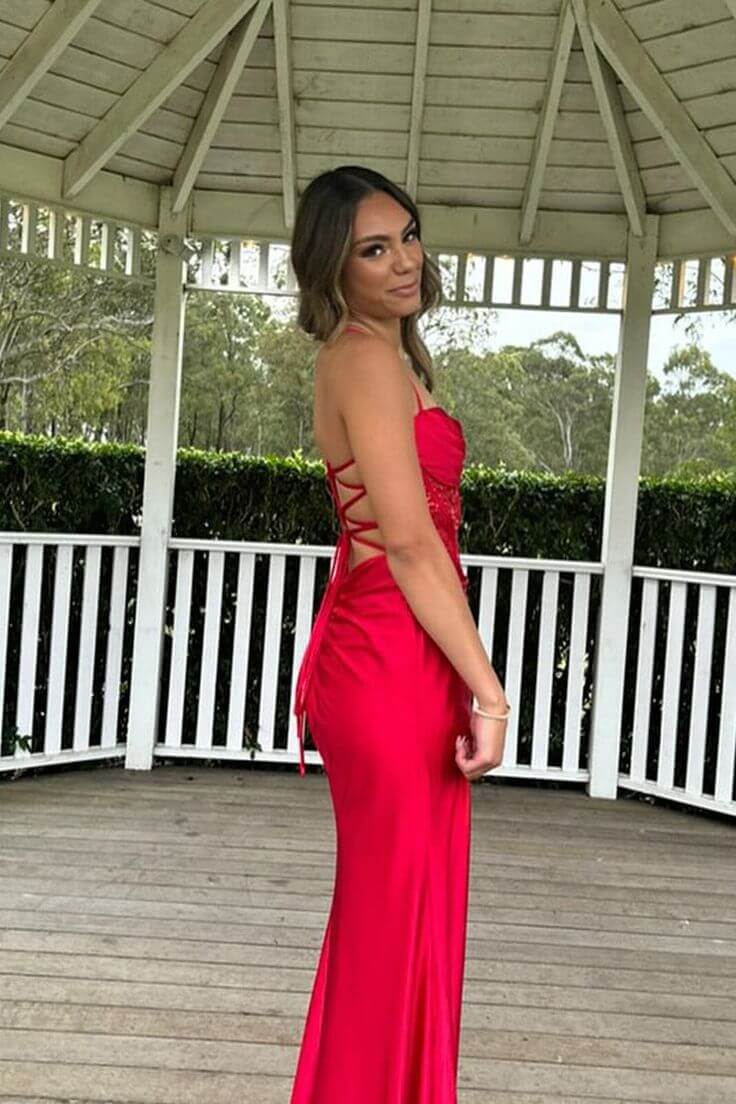 Long red Formal Dress Corset Satin Prom Dress Scoop Neck with Slit