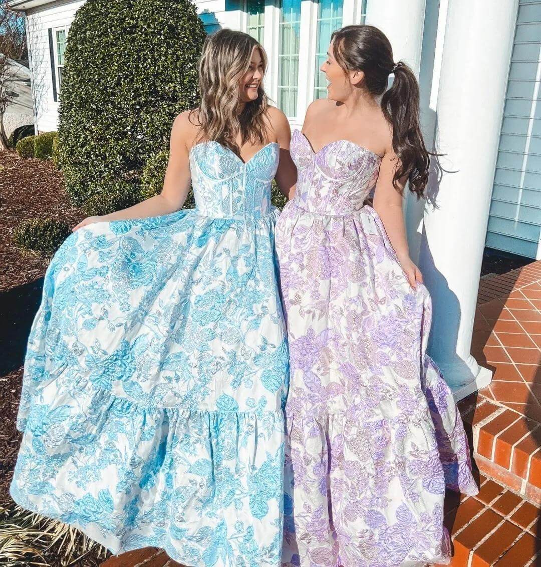 New Design A-Line Floral Embroidery Prom Dresses Sweetheart