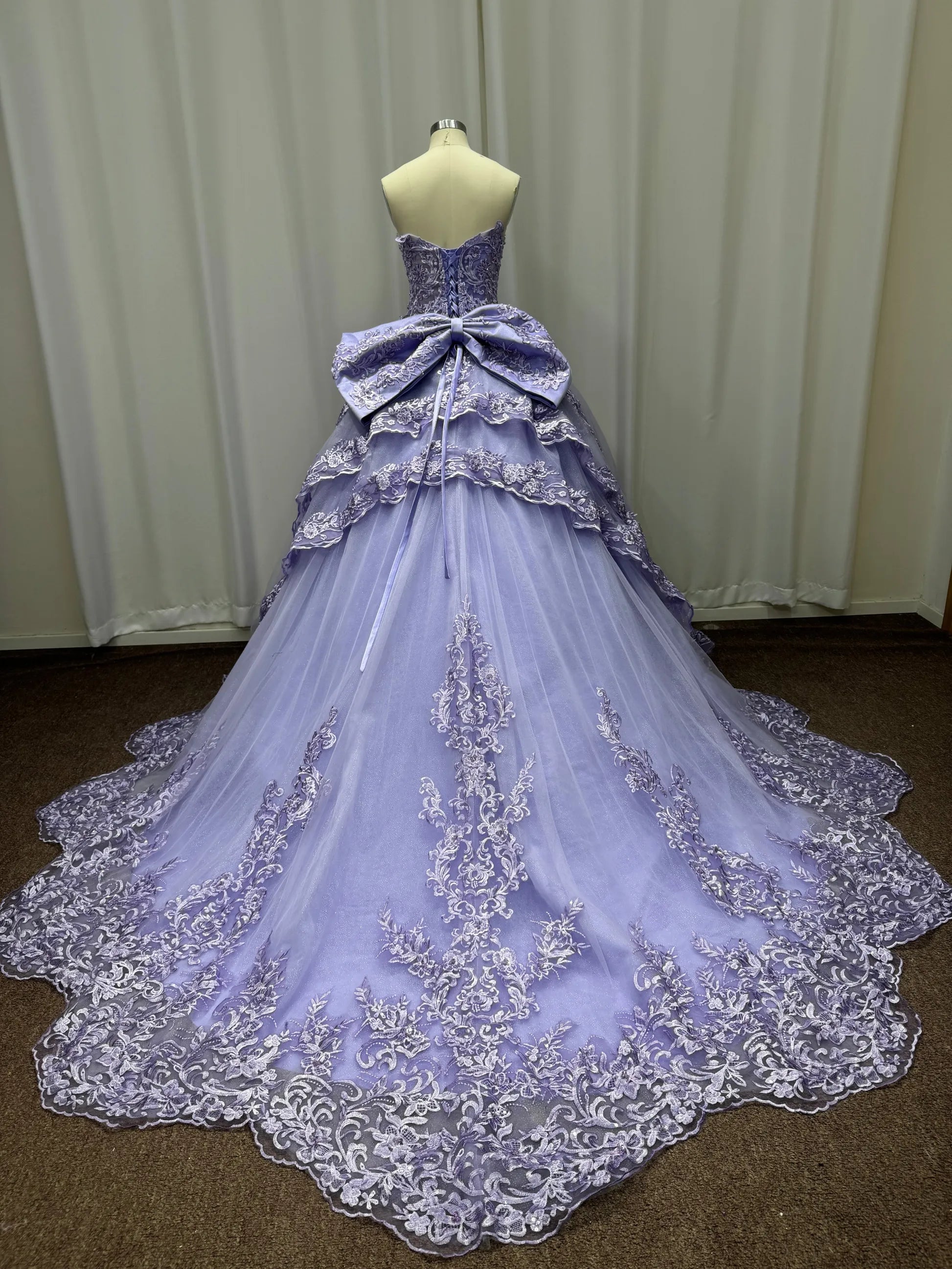 New Design Strapless Ball Gown Lavender Quinceanera Dresses with Bow