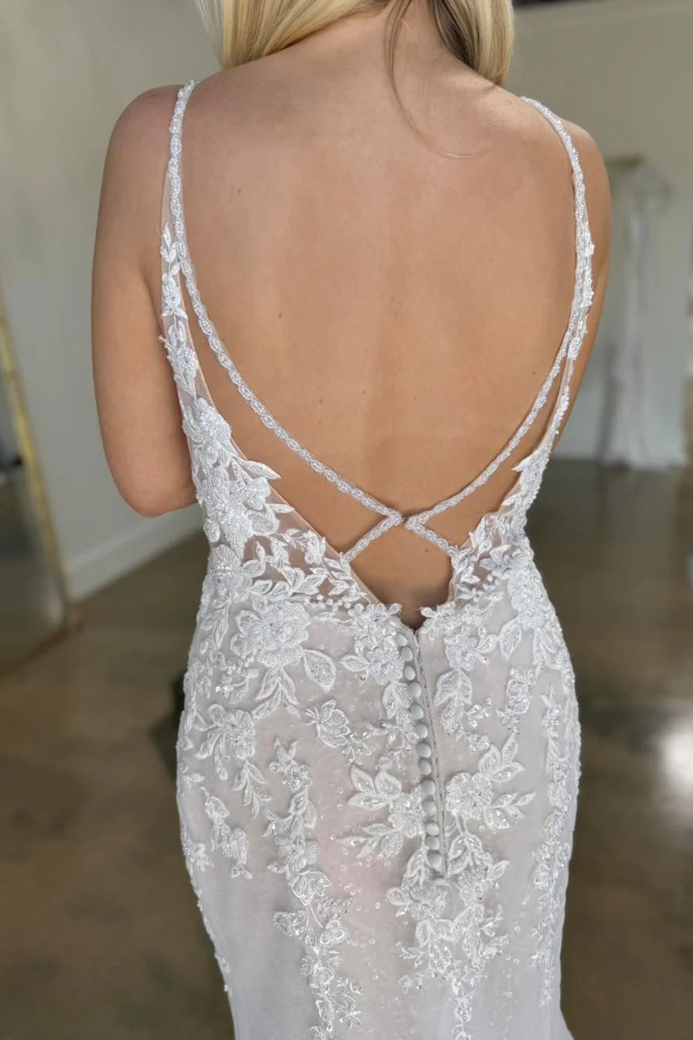 New Lace Wedding Dresses Mermaid V Neck Bridal Wear Backless