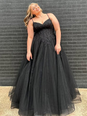 Plus Size Black Prom Dresses A Line V Neck Lace Evening Dress