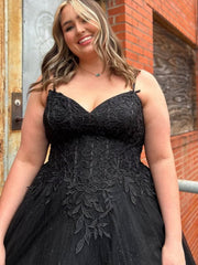 Plus Size Black Prom Dresses A Line V Neck Lace Evening Dress