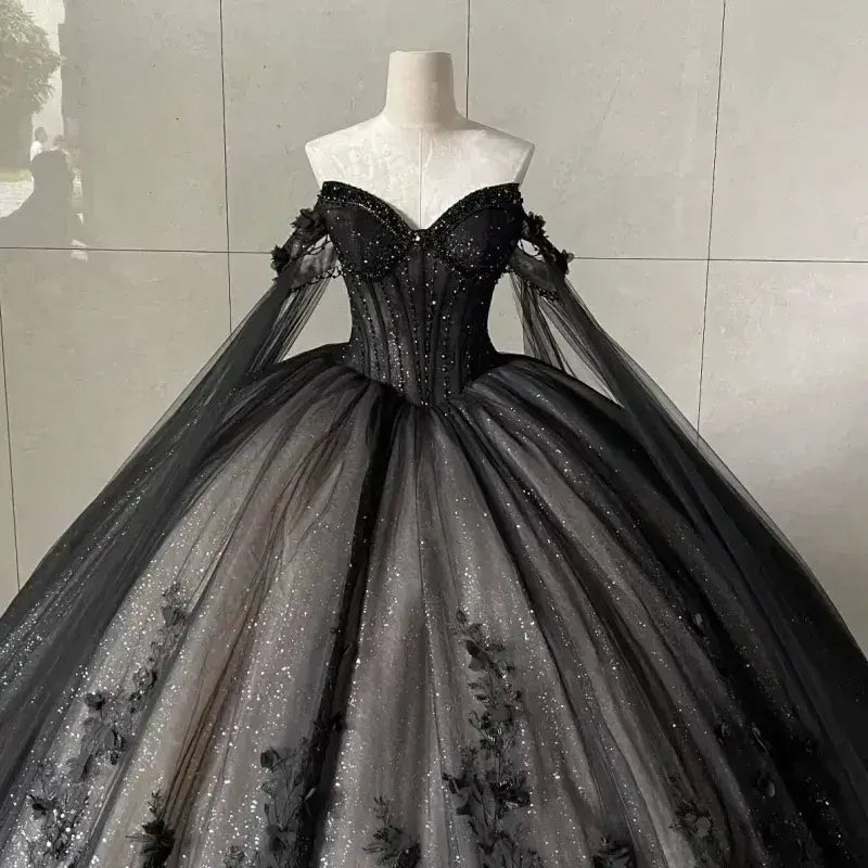 Princess Black Sweet 16 Quinceanera Dress Lace Appliqued With Caped