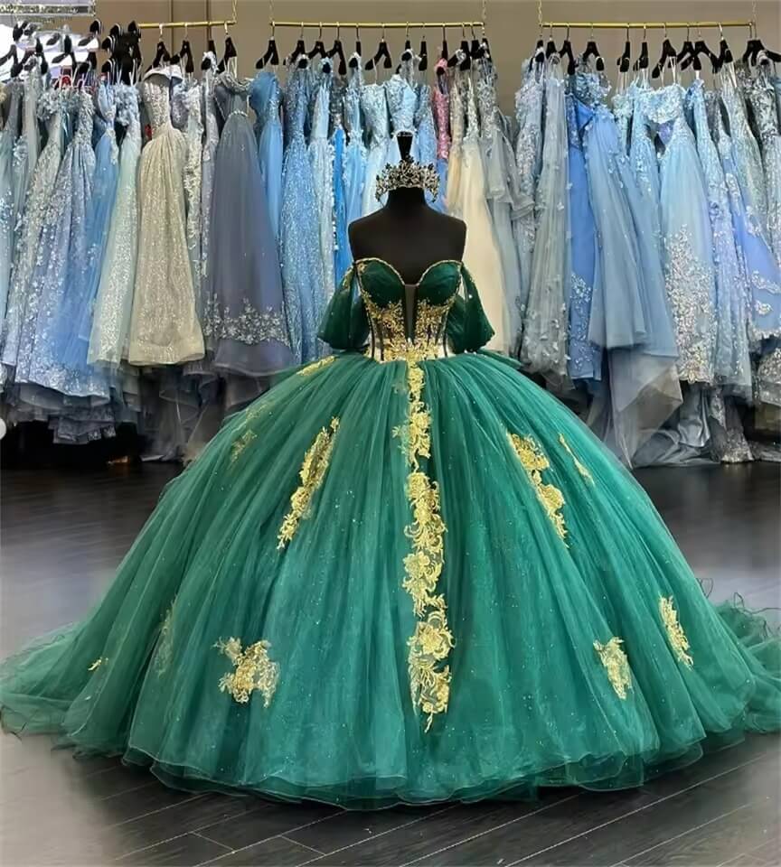Puffy Emerald Green Gold Quinceanera Dress Corset Vestidos De 15 Años