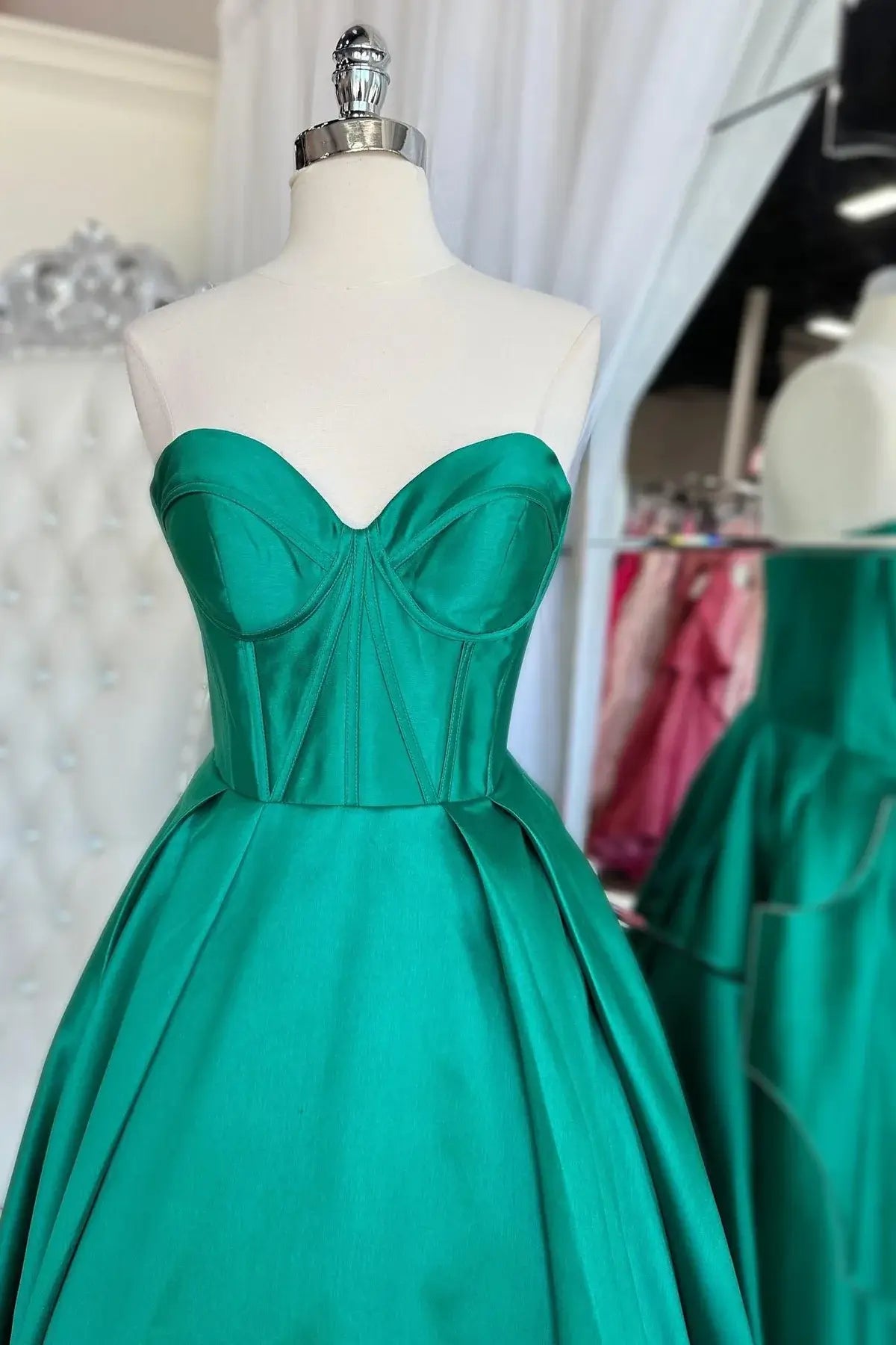 Strapless Green Prom Dresses Corset Sweetheart Ball Gown Satin