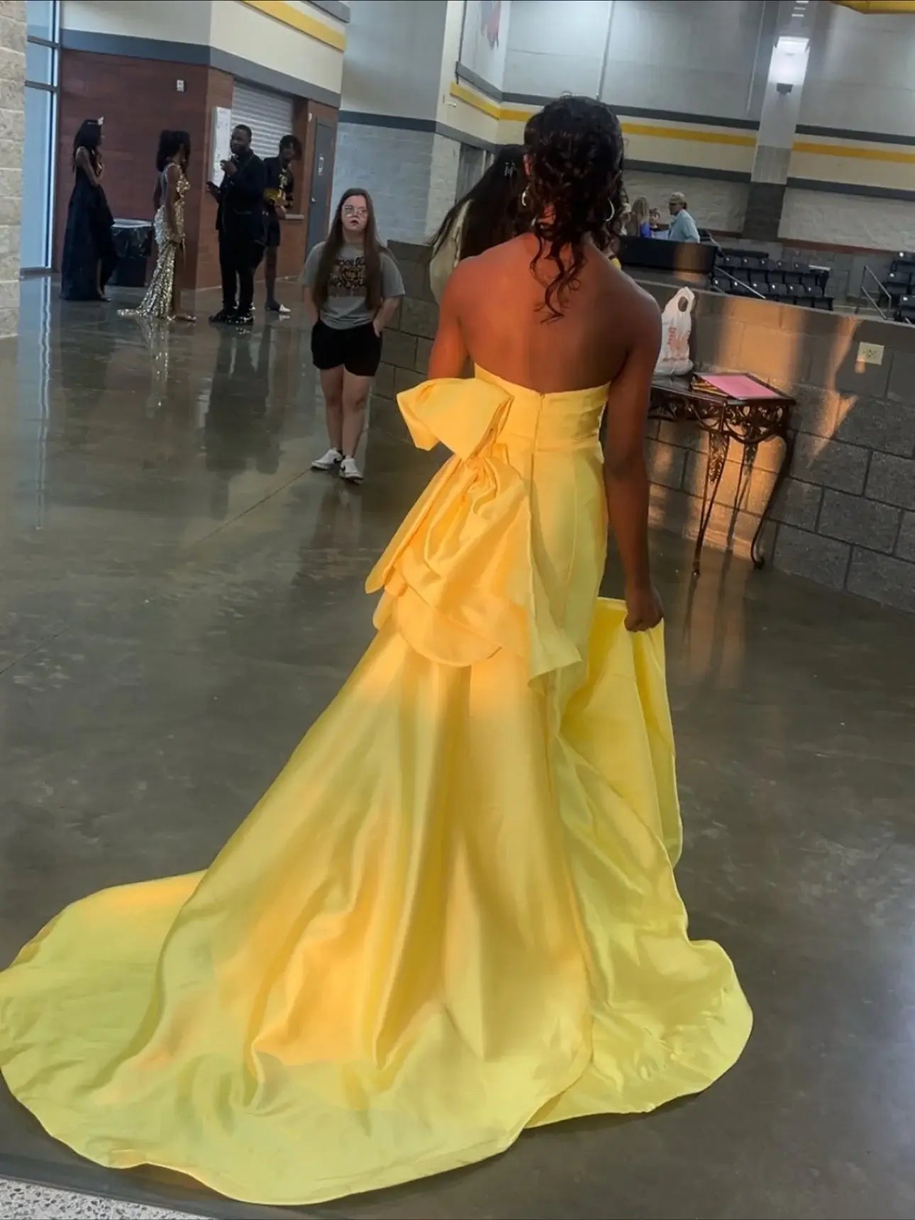 Strapless Satin Mermaid Prom Dresses Long Yellow Evening Gowns