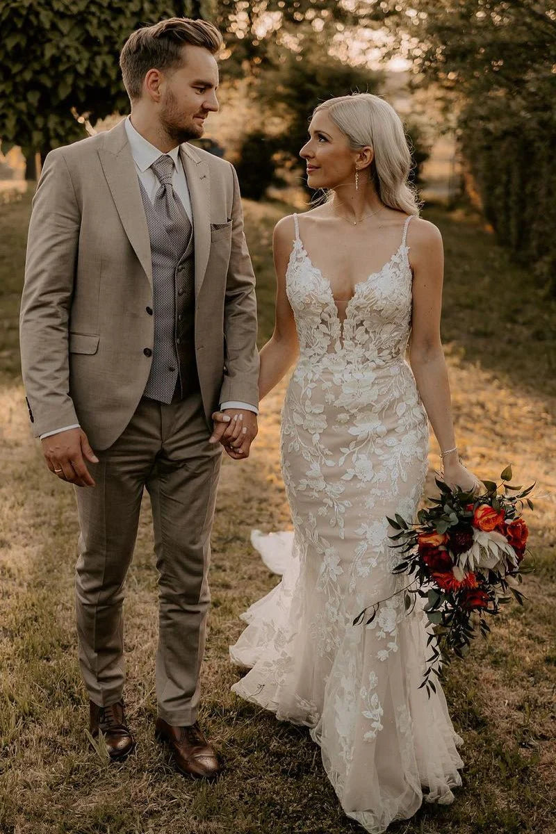 Unique Lace Mermaid Wedding Dress V-Neck with Appliques