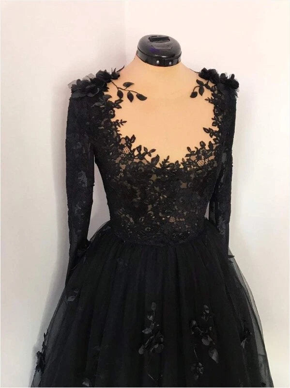 Vintage Black Long Sleeves Wedding Dress Lace A-Line Bridal Gowns