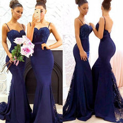 Vestidos de dama de honor de color azul marino oscuro con encaje y tirantes finos sexys