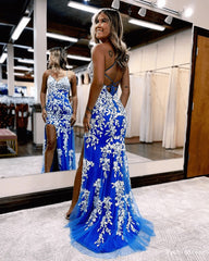 Vestidos de fiesta de sirena en azul real 2025 con apliques de encaje blanco y tirantes finos