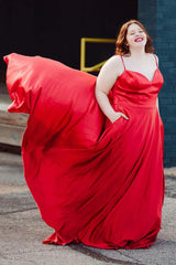 Vestidos de fiesta rojos de talla grande de satén simple con tirantes finos largos y bolsillos
