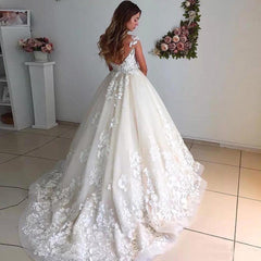 Preciosos vestidos de novia de encaje de color marfil sin mangas con cuello en V en la espalda